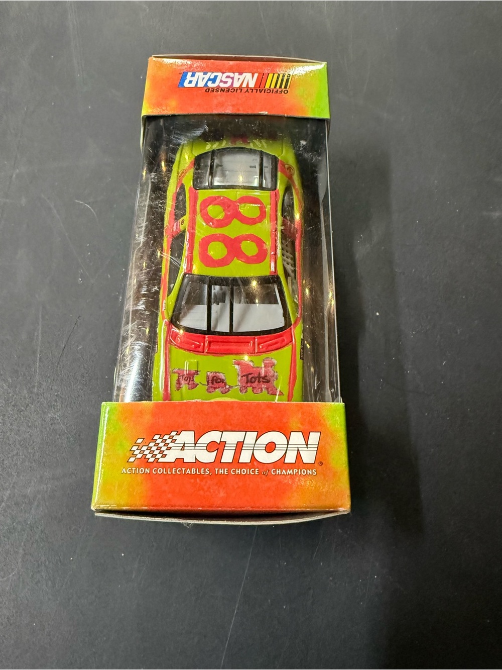 1:43 scale Dale Jarrett nascar